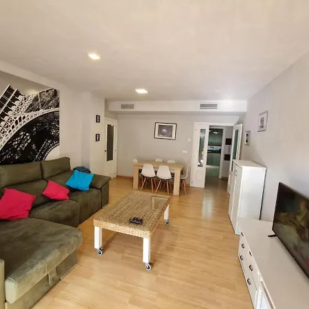 Beautiful Apartment In Denia With Shared Pool * Dénia