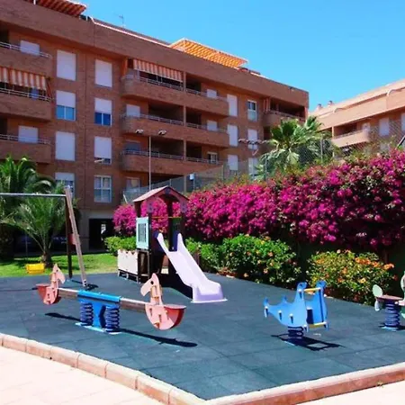 Beautiful Apartment In Denia With Shared Pool Dénia